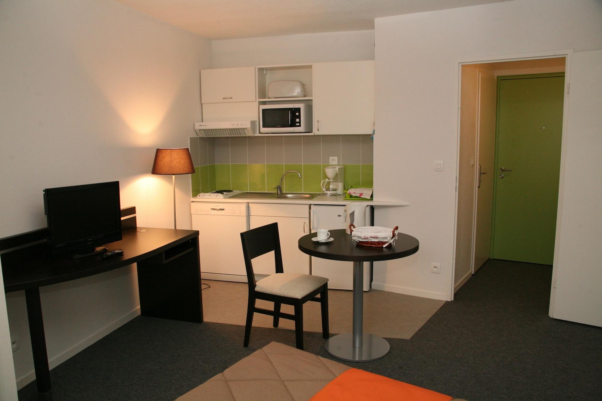 Néméa Appart hotel Nancy Home Suite Exterior foto