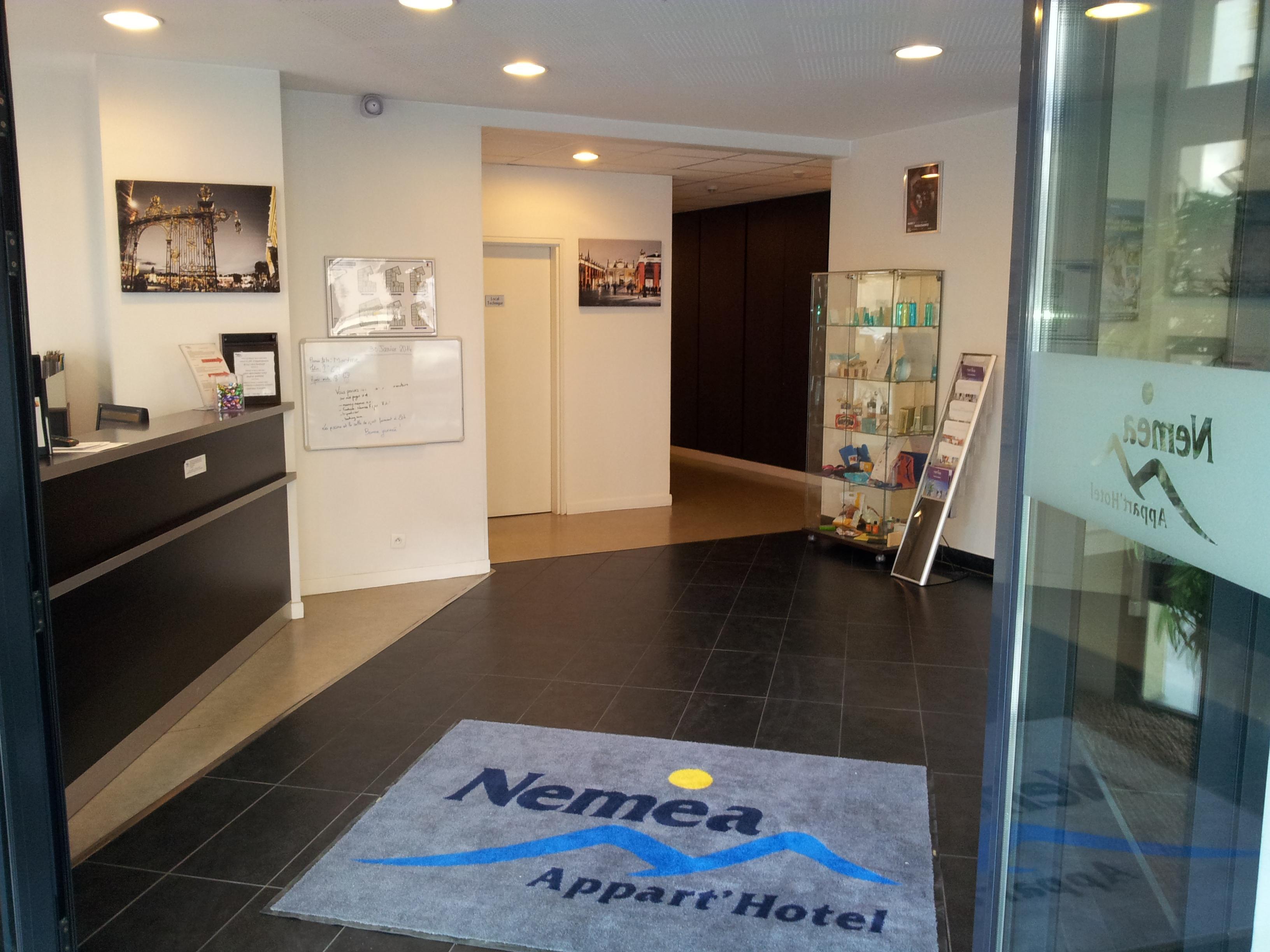 Néméa Appart hotel Nancy Home Suite Exterior foto